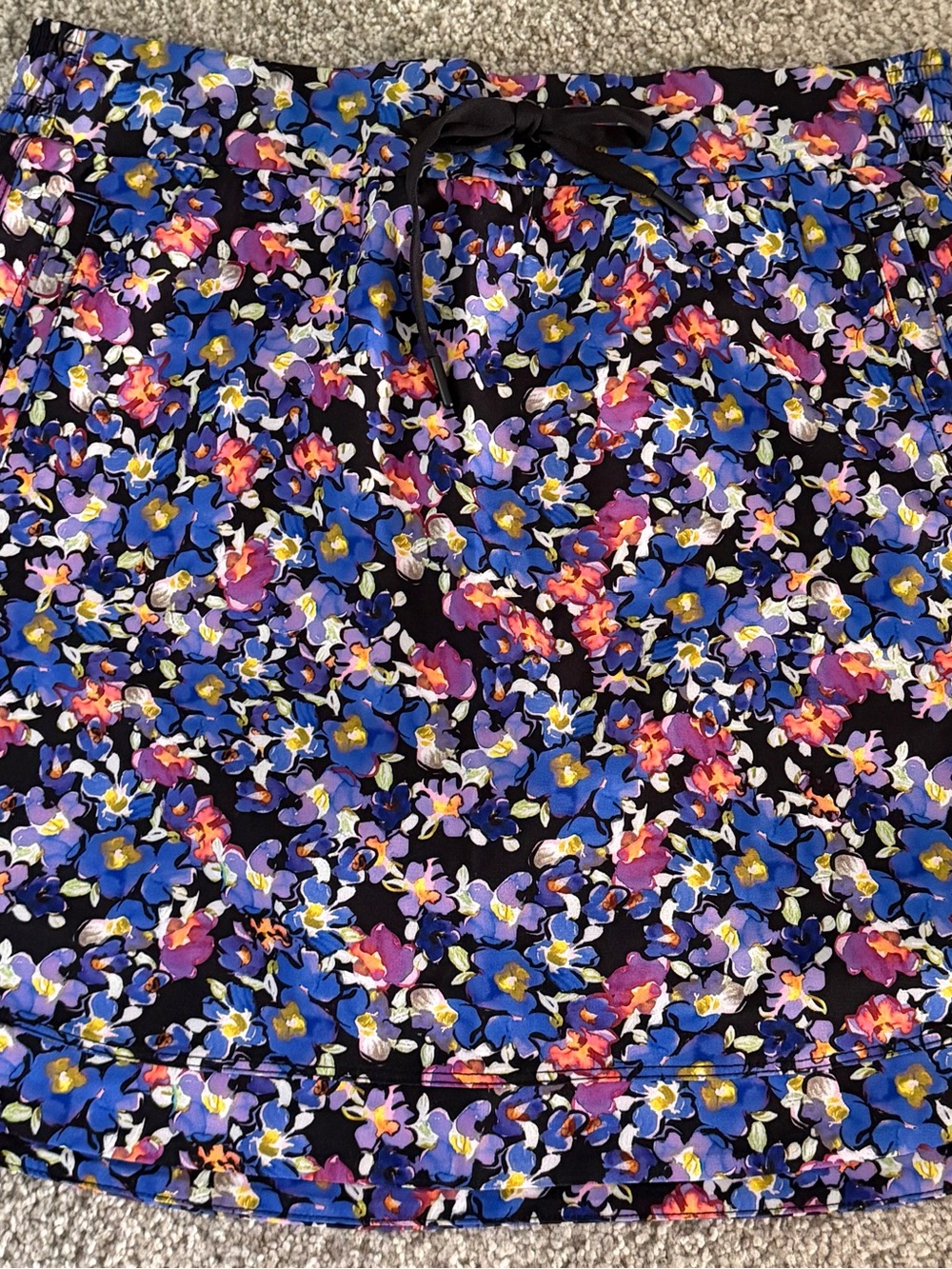 RBX Reebok Women’s Floral Athletic Skort, Medium, drawstring w/built-in shorts.